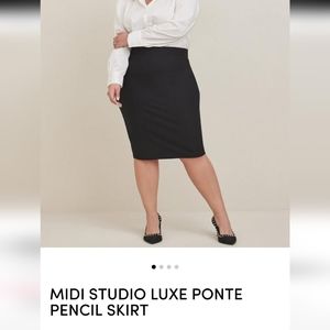 Torrid Ponte Pencil Skirt